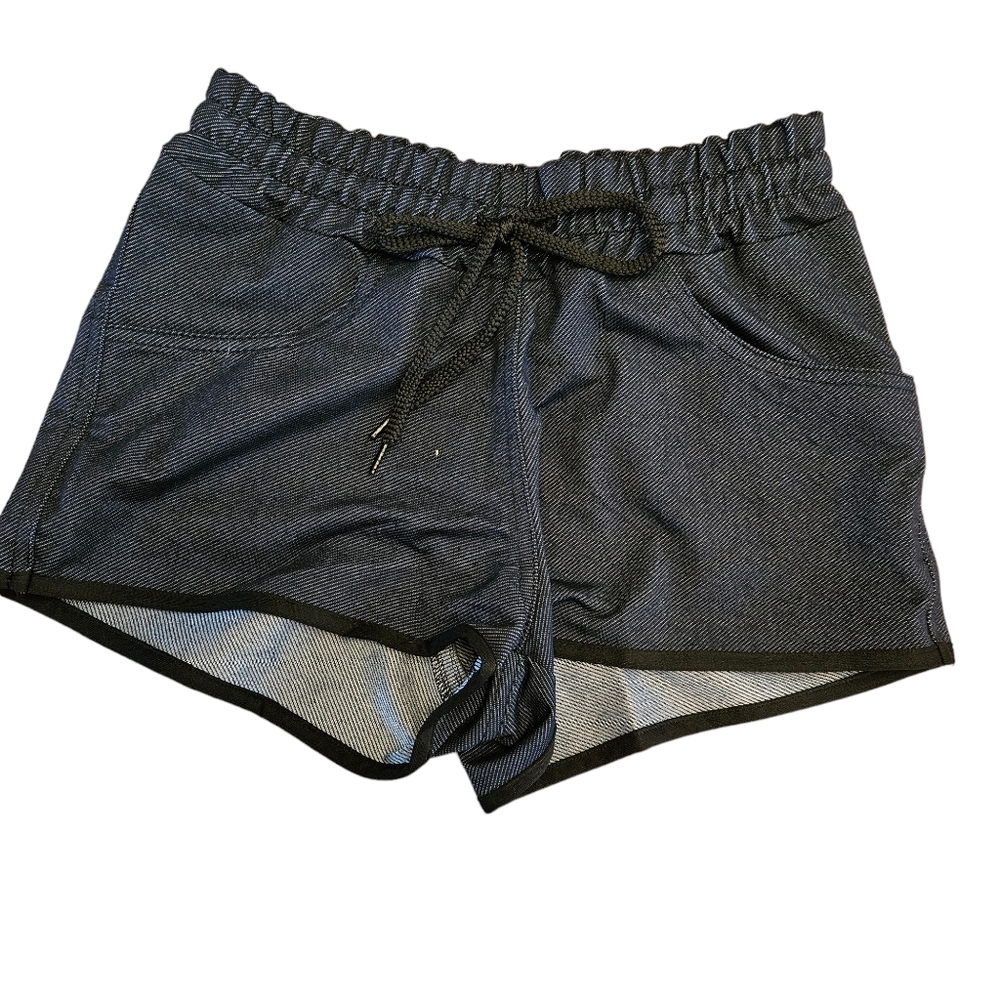 NWOT GD Fashion  Size Small Jean Shorts